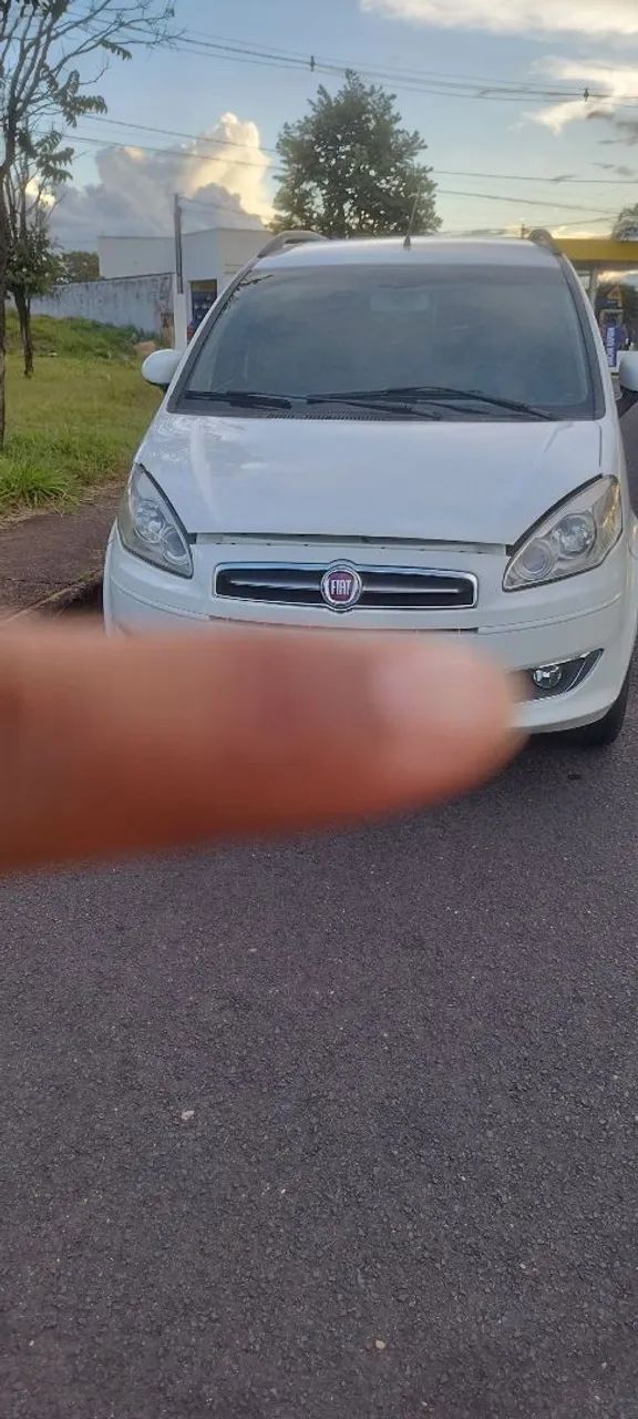 Fiat Idea Attractive 1.4 Fire Flex 8V 5P 2015 - Foto 3