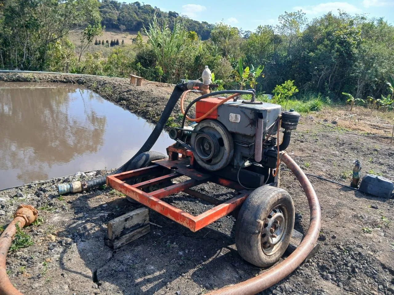 Motor de irrigação b13 