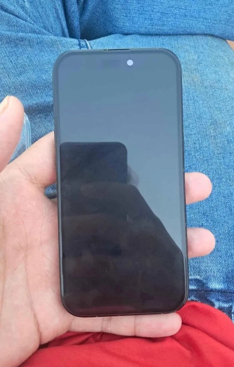 iPhone 16 