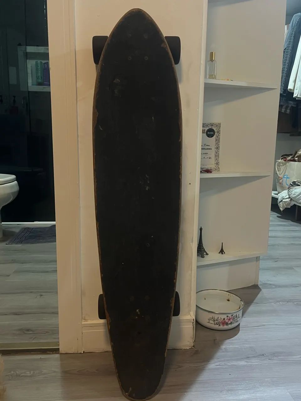 VENDO: GUARDA ROUPA, LONGDOARD, APARADOR PULSER - Foto 2