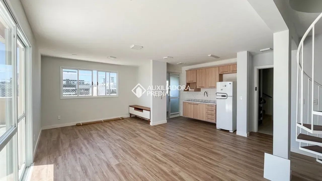 Cobertura para Locação no Campeche - 3 Dormitórios, 2 Suítes e 175 m² - Foto 2