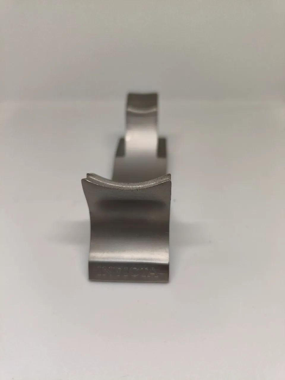 Suporte para relógio de mesa