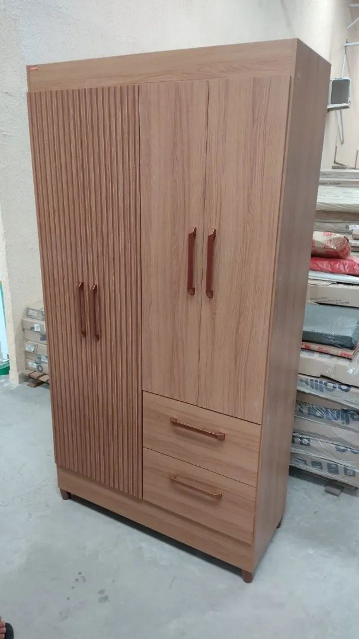Guarda roupa 4 portas 