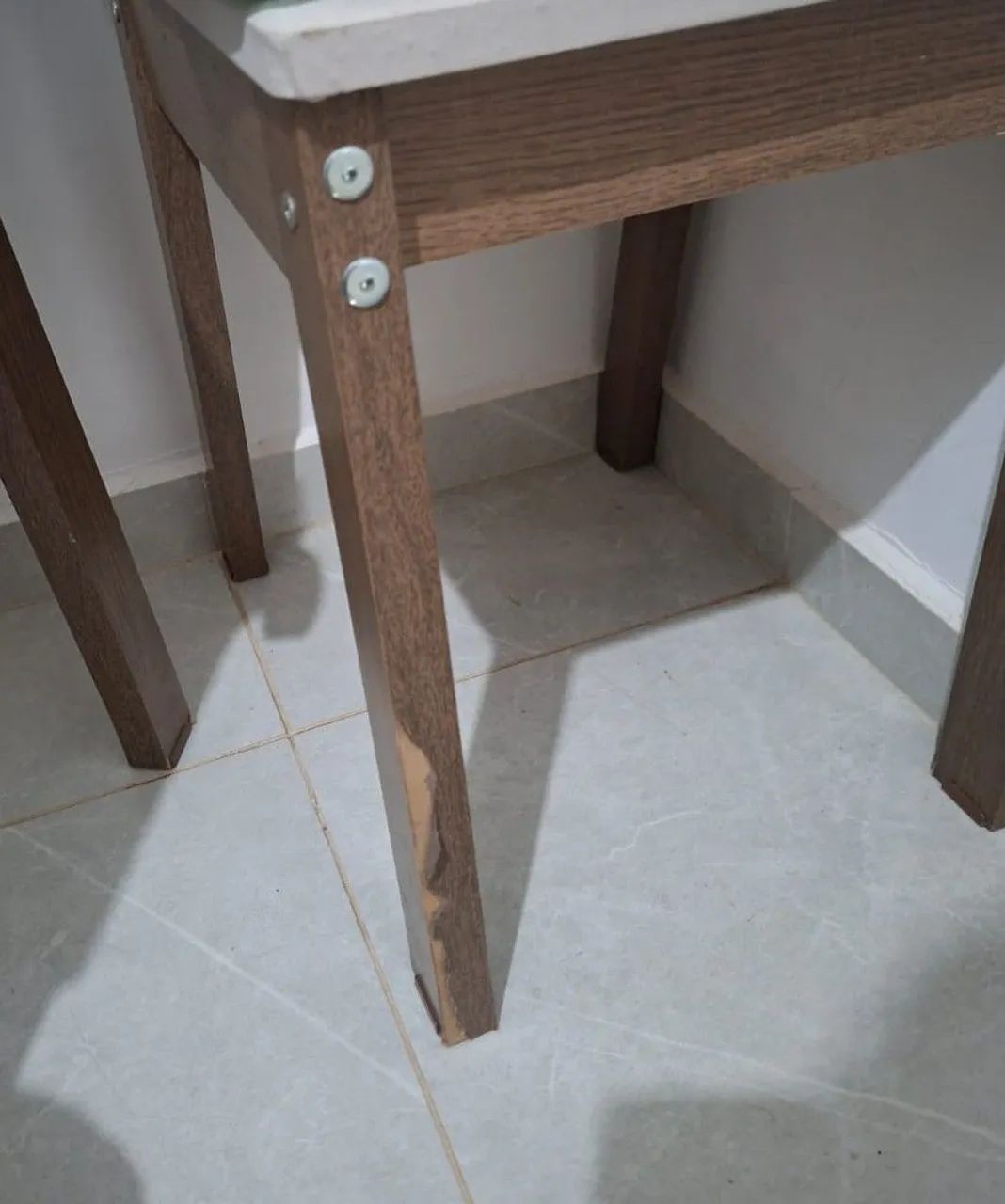 Mesa com 4 cadeiras - Foto 3