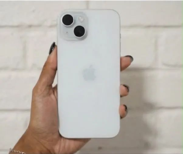 IPHONE 15 - 256 GB | USADO