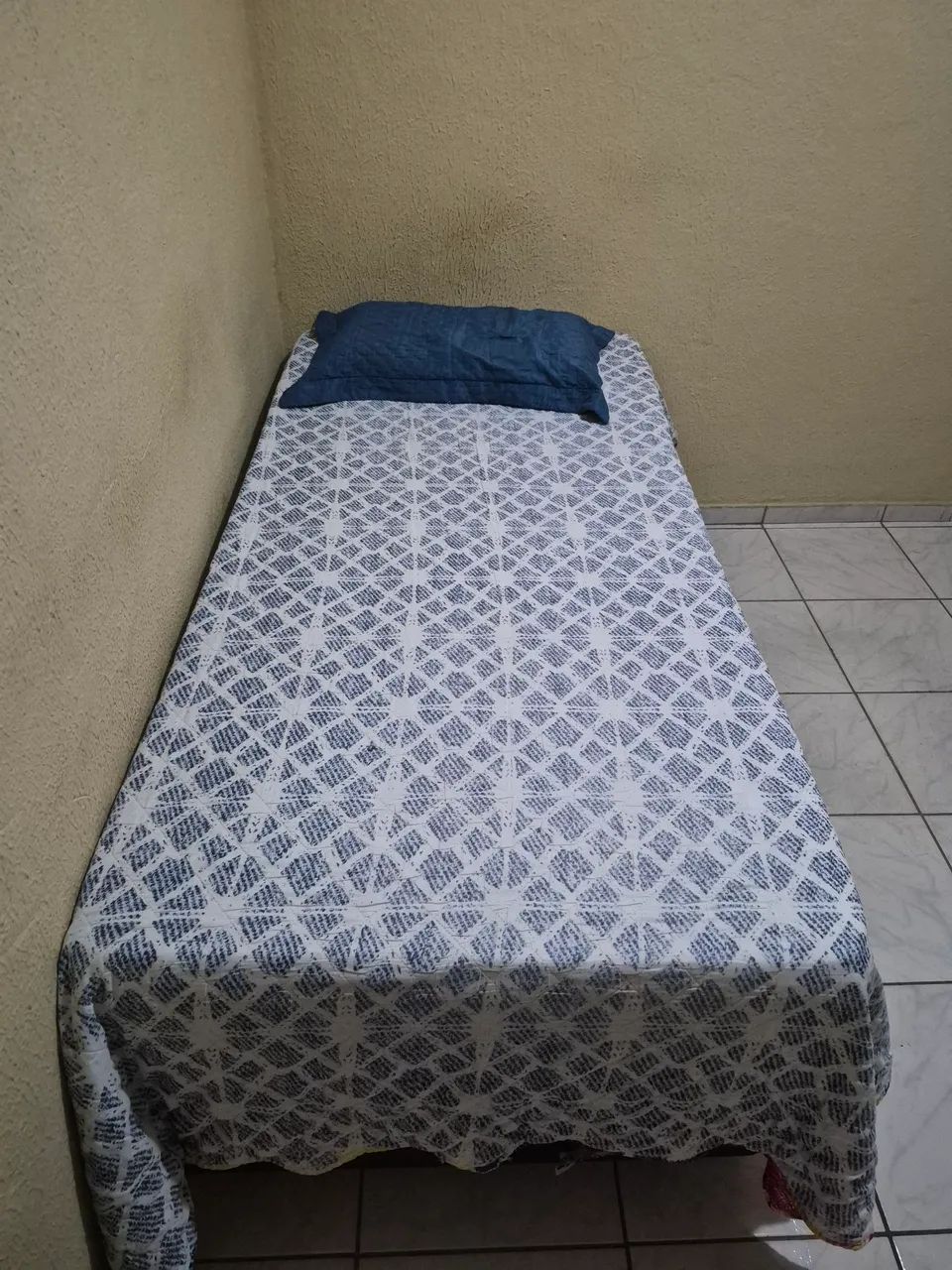 CAMA BOX SOLTEIRO