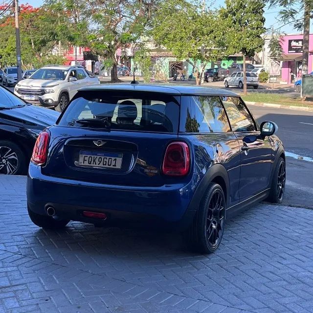MINI Cooper 1.5 Turbo 12V 3p Aut., foto 4 de 11