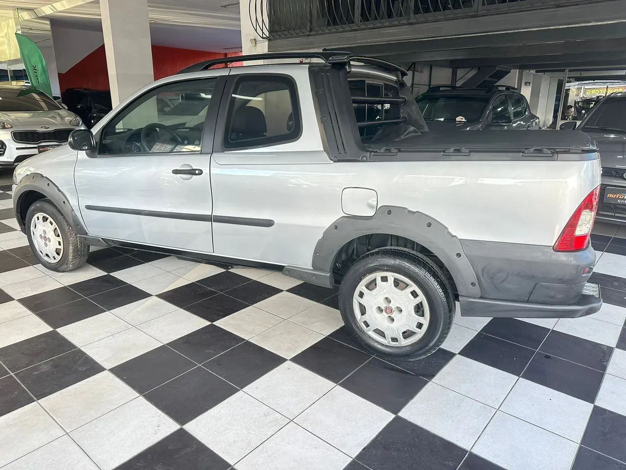 Fiat Strada Working 1.4 MPI Fire Flex 8V CD 2012 - Foto 5