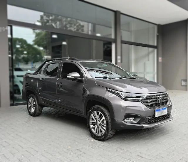 Fiat Strada Volcano 1.3 Flex 8V CD Aut. 2023 - Foto 4