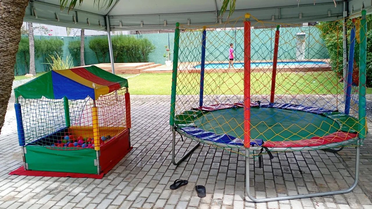 Locação  PULA PULA +PISCINA DE BOLINHAS  150,00 