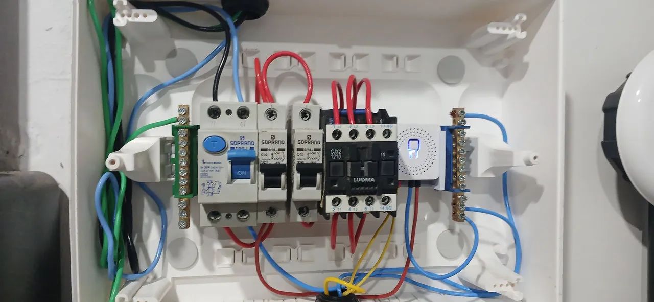Sistema de automação residencial 