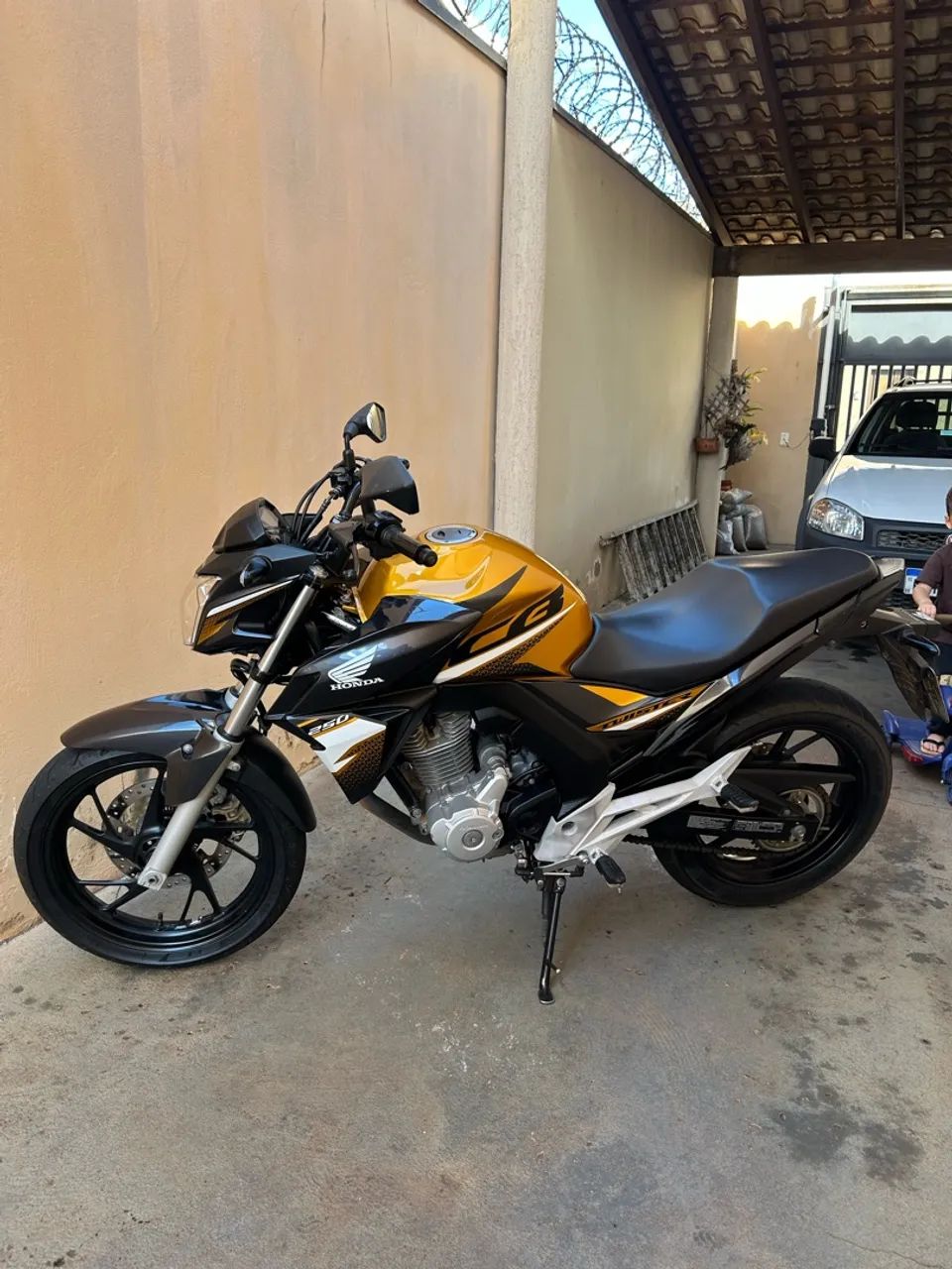 CB 250 TWISTER ABS 2020 - Foto 2