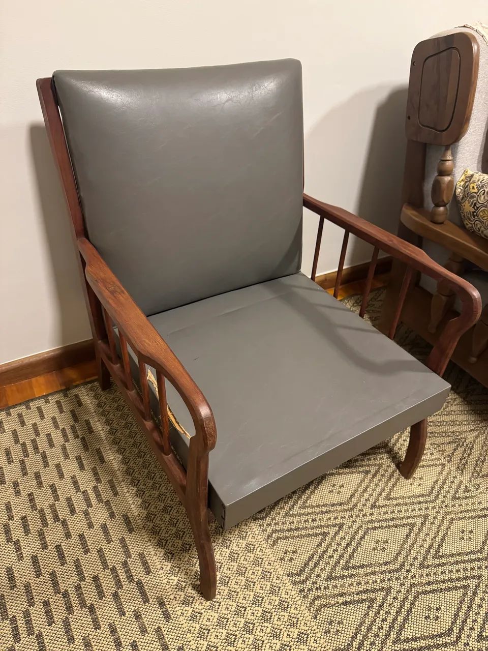 Par de poltronas antigas - Foto 3
