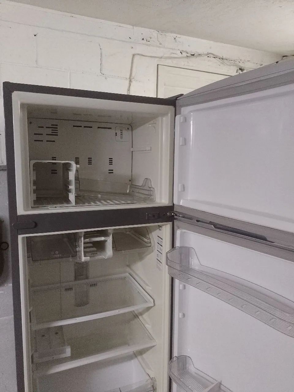 Geladeira Brastemp modelo BRM47BRNA10   461 litros  - Foto 4