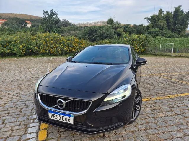 Volvo V40 V40 T-4 MOMENTUM 2.0 Aut. 2019