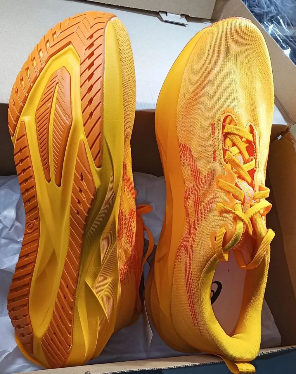 Tênis laranja Asics 43  5 blast - Foto 3