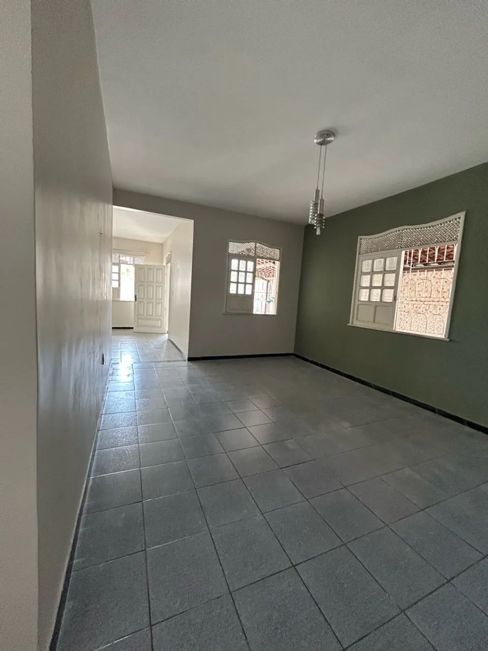 Casa ampla com 4 quartos, suíte, 3 banheiros e área de lazer - Foto 5