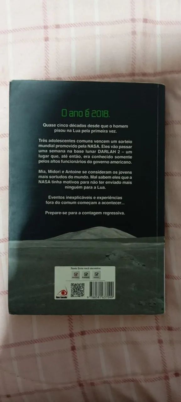 Livro 172 Horas na Lua - Foto 2