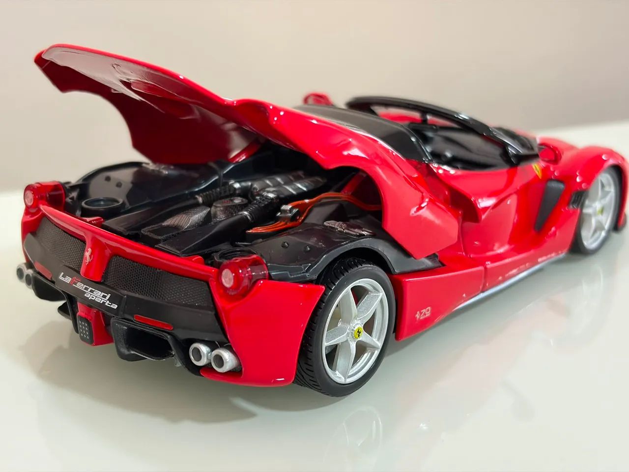 La Ferrari Escala 1/24 Carro de ferro - Foto 5