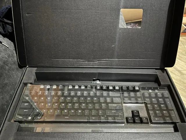 TECLADO MECÂNICO RAZER BLACKWIDOW ULTIMATE 2016 EDITION! - Foto 4