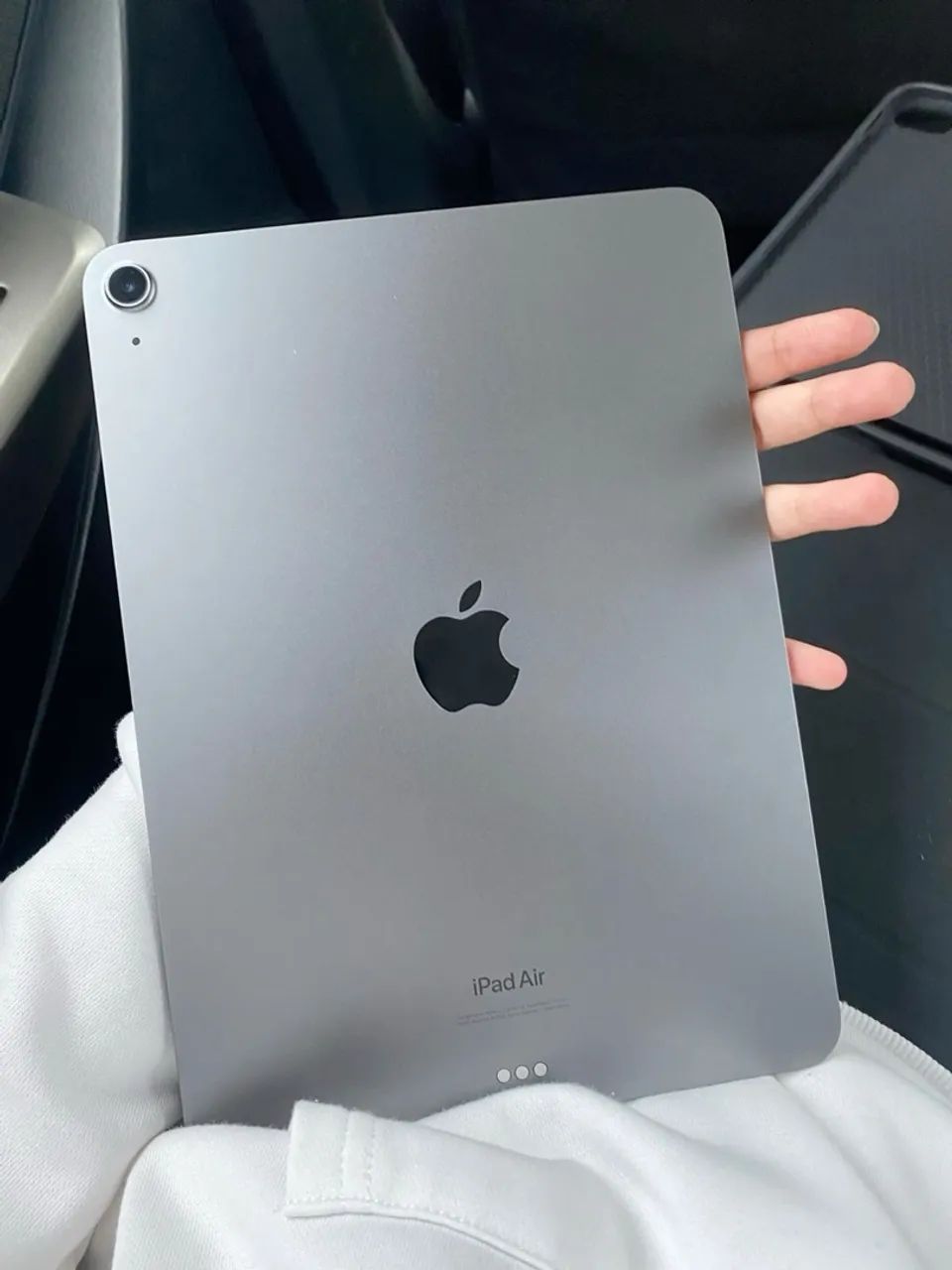 iPad Air 5 - 256 GB + Caixa, Capa, Mouse e Teclado. - Foto 4