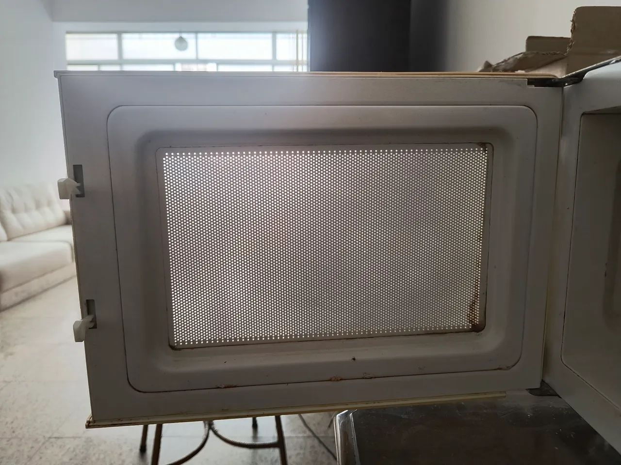 Microondas Electrolux ME21S COM DEFEITO - Foto 4