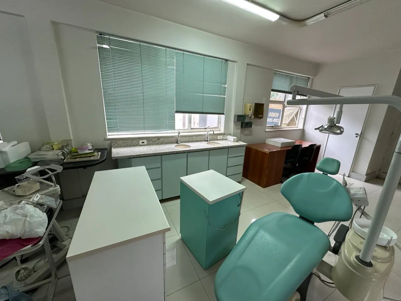 Sala comercial com equipamentos odontológico. - Foto 3