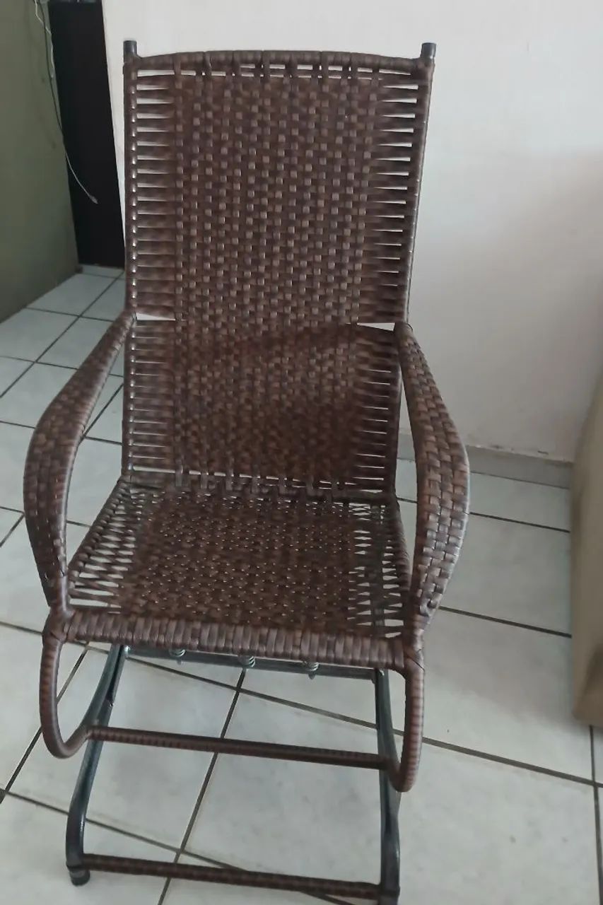 Cadeira de balanço  - Foto 3