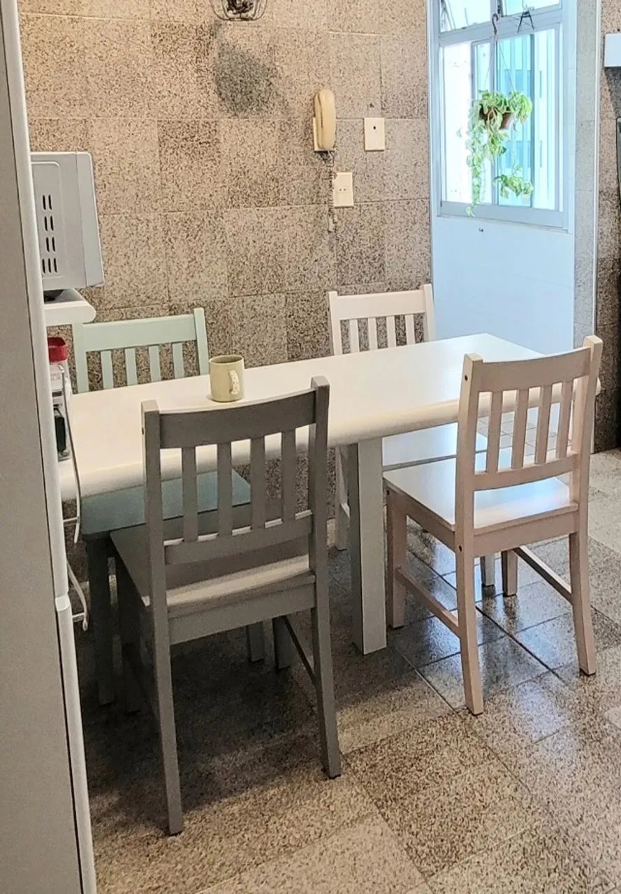 Conjunto de cadeiras Tok Stok