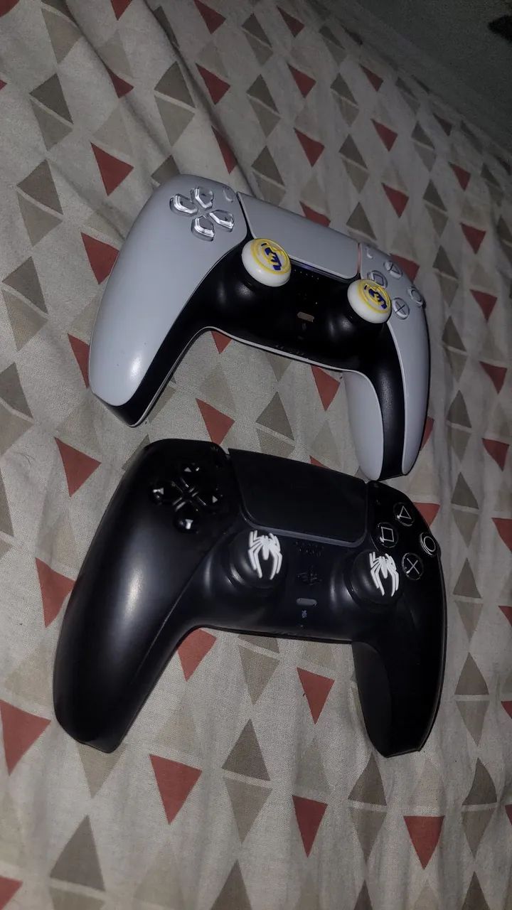 ! 2 Controles DualSense PS5 ! - Foto 2