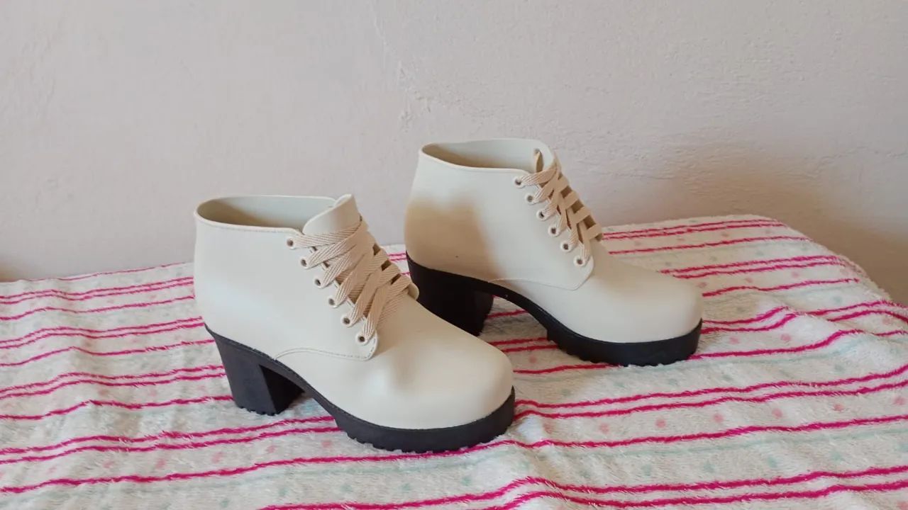 Bota feminina N36