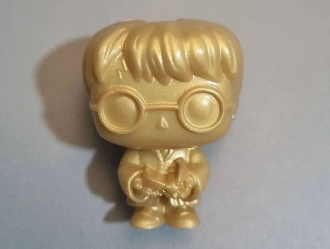Funko Kinder Joy Harry Potter Dourado