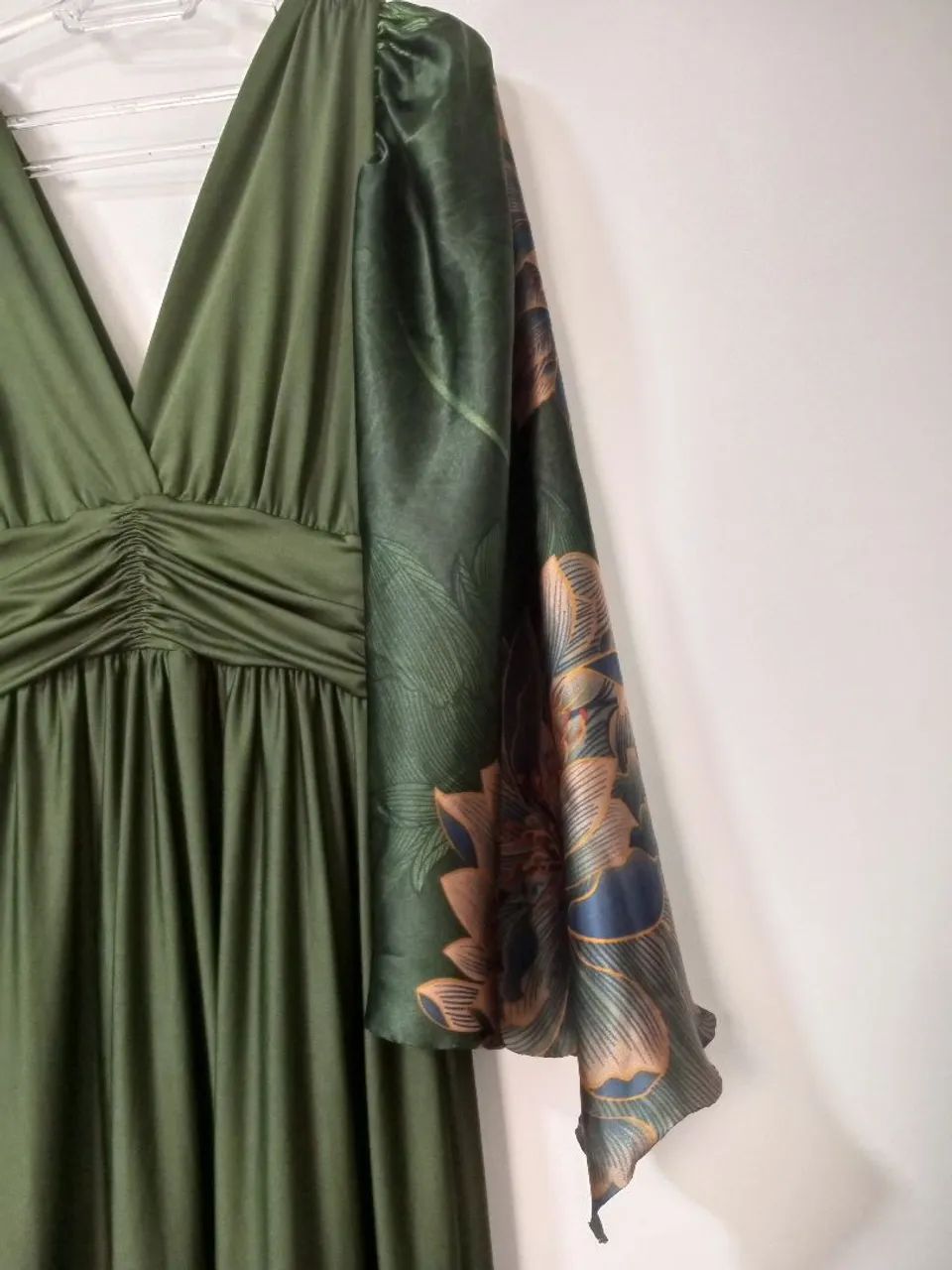Vestido madrinha verde oliva - Foto 3