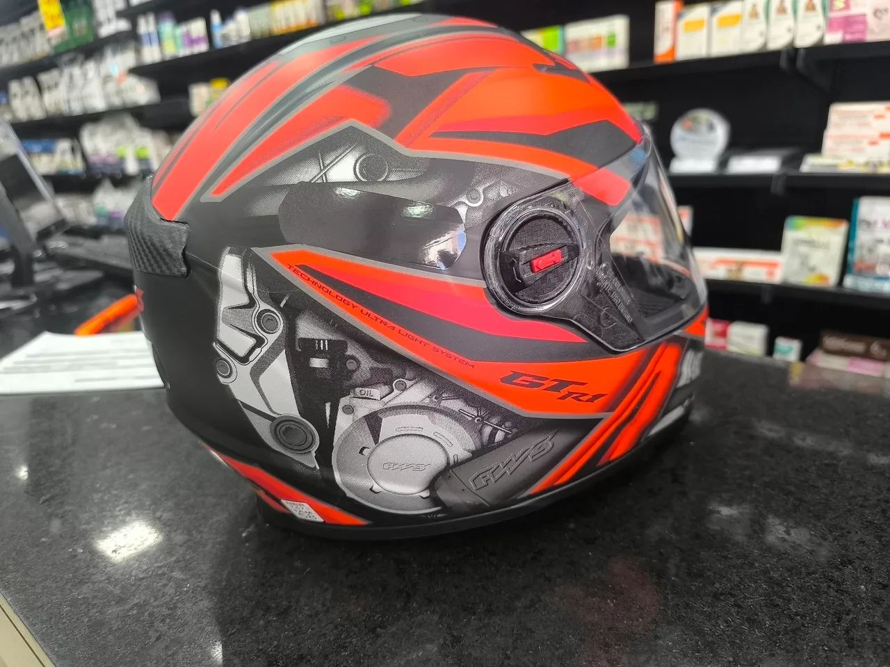 CAPACETE