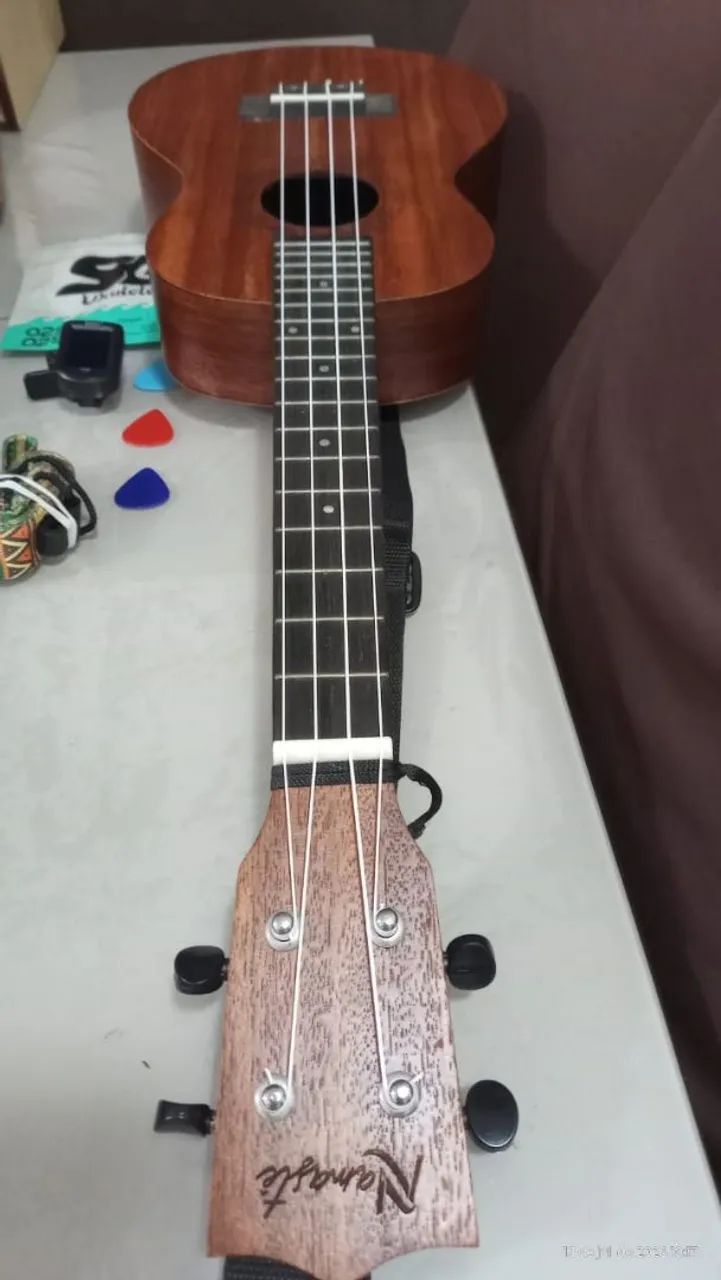Ukulele Tenor Acústico  - Foto 3