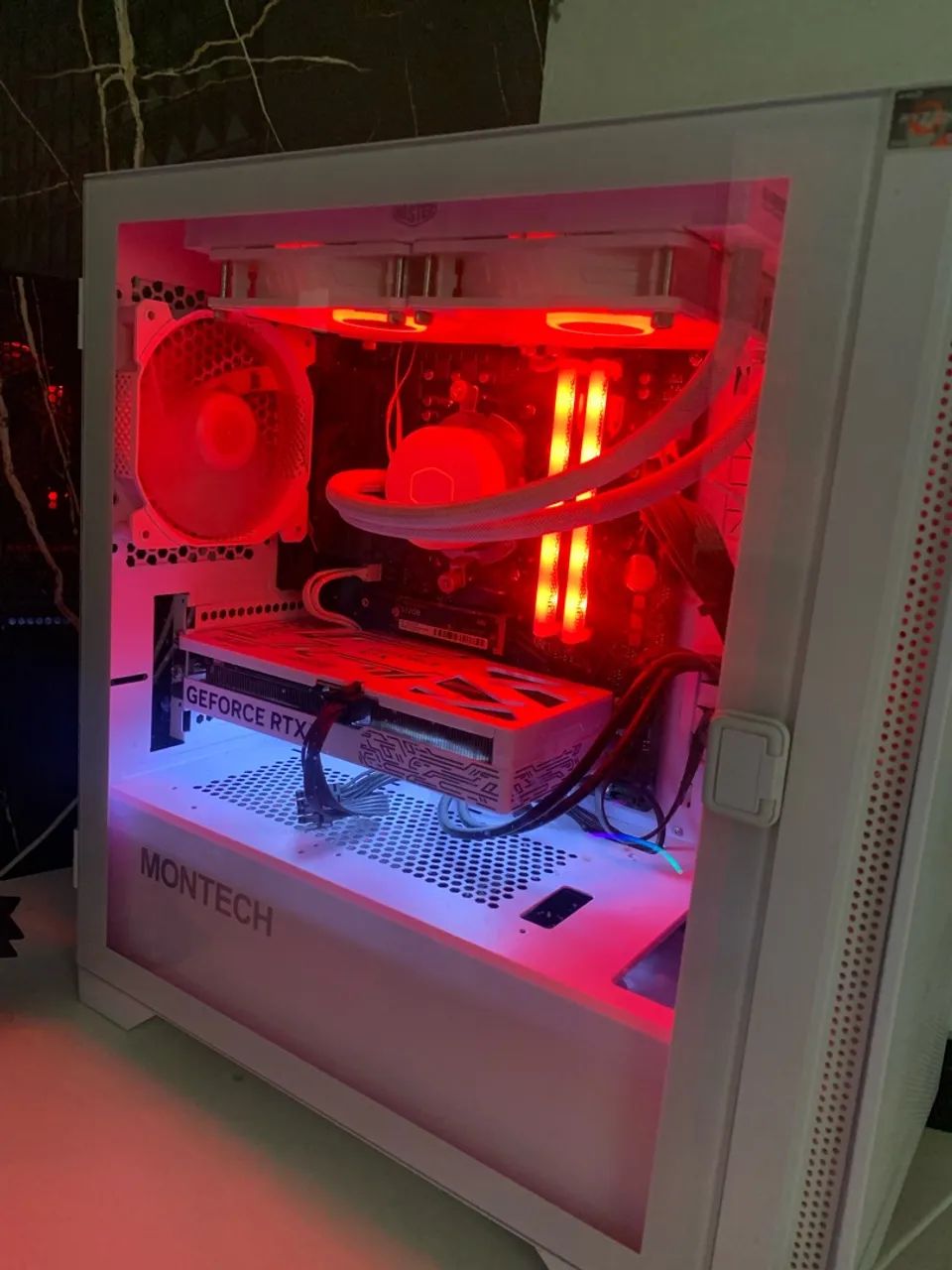 PC GAMER - RTX 5050 + MONITOR