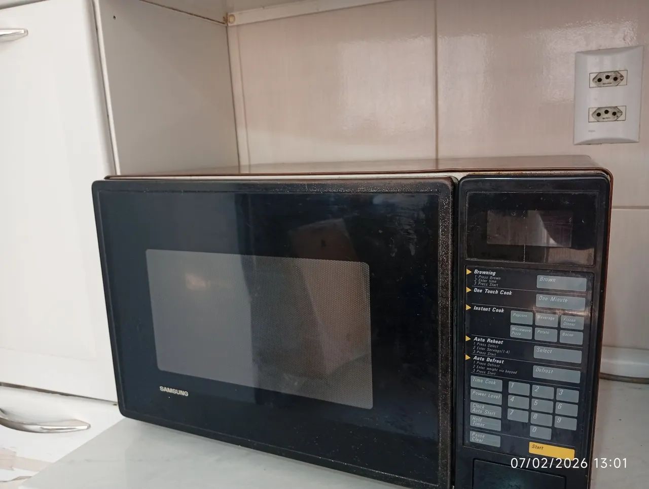 Microndas Samsung 31 litros Retro