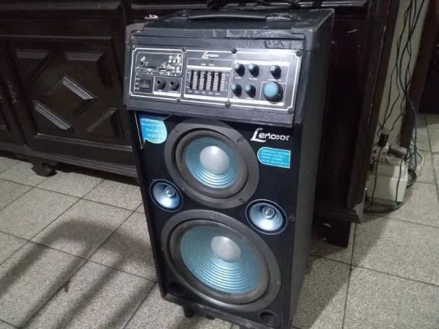 CAIXA AMPLIFICADA  LENOXX AC-316 200WATTS USADA