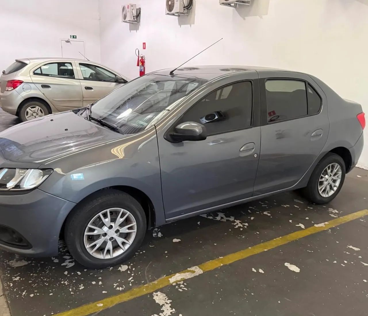 Renault Logan Expression Hi-flex 1.6 8V 4P 2016 - Foto 5