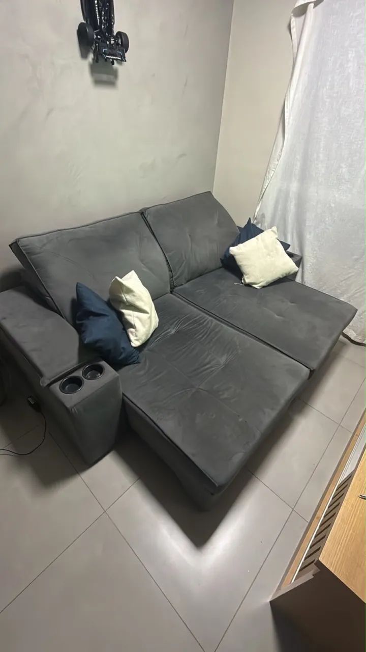 SOFÁ RETRÁTIL 3 LUGARES