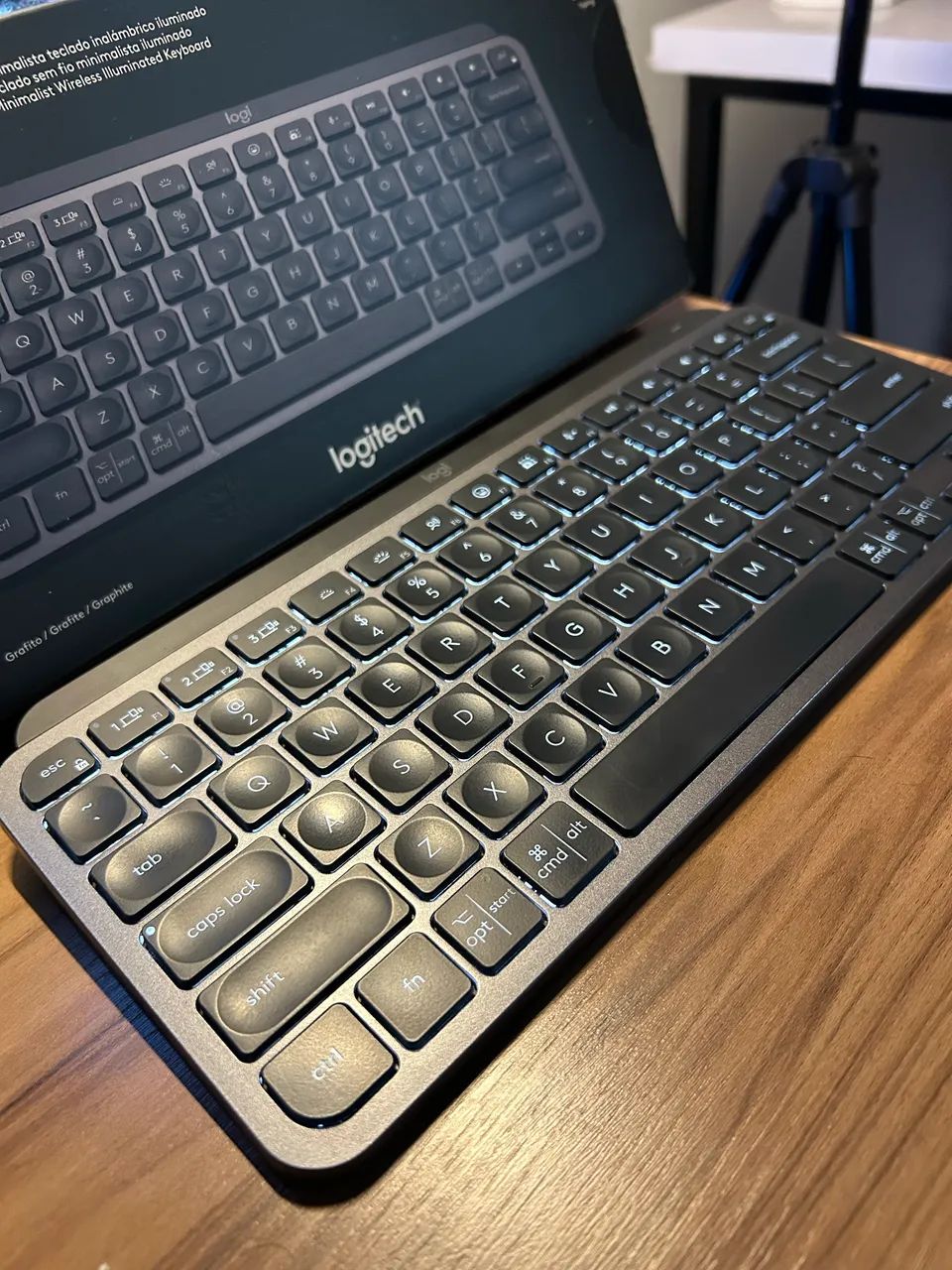 Teclado Logitech MX Keys Mini - Foto 4