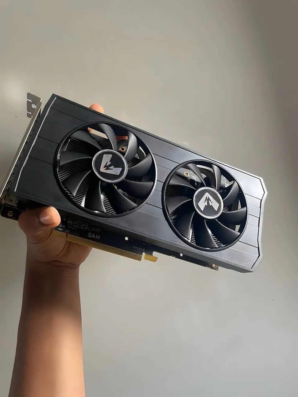 RX 580, funcionando normalmente com 2 mês de uso,