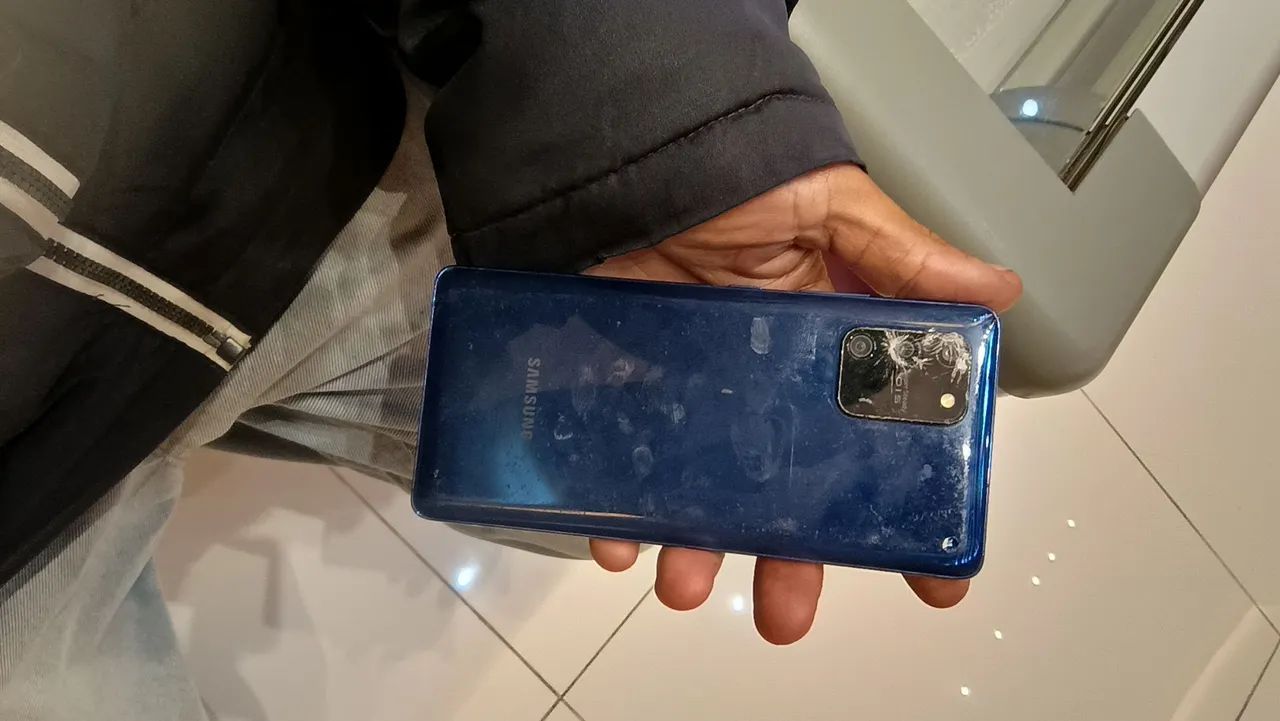 Galaxy s10 lite  - Foto 2