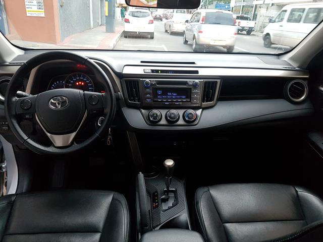 Toyota Rav4 2.0 4x2 Automático 2014 - Foto 17