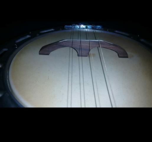 Banjo de Mogno - Foto 2