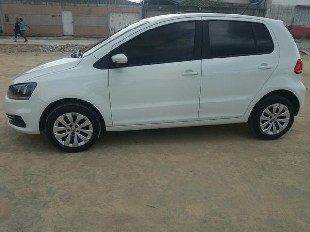 VW Fox 1.6 MSI 2017/2018 Trendline 8v conservado - Foto 3