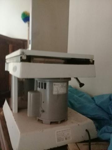 Maquina de cortar frios,