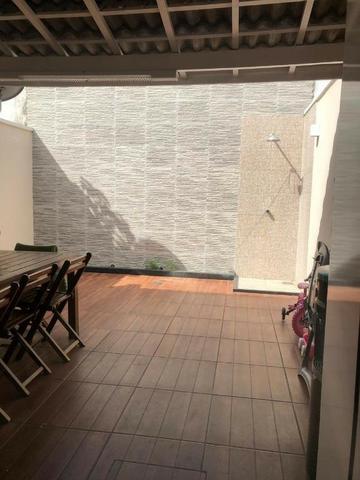 CA1572 Casa 80m² Cond. Magna Villaris 3 Qts Sendo 2 Sts Decorada, Climatizada, e Mobiliada - Foto 10