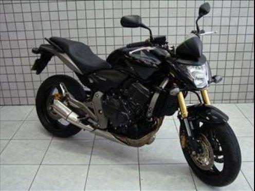 Vendo essa moto em perfeito estado de conservação, só pegar e rodar