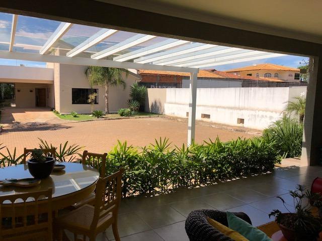 Sérgio Soares vende: Excelente casa em Condomínio de Alto padrão Vicente Pires